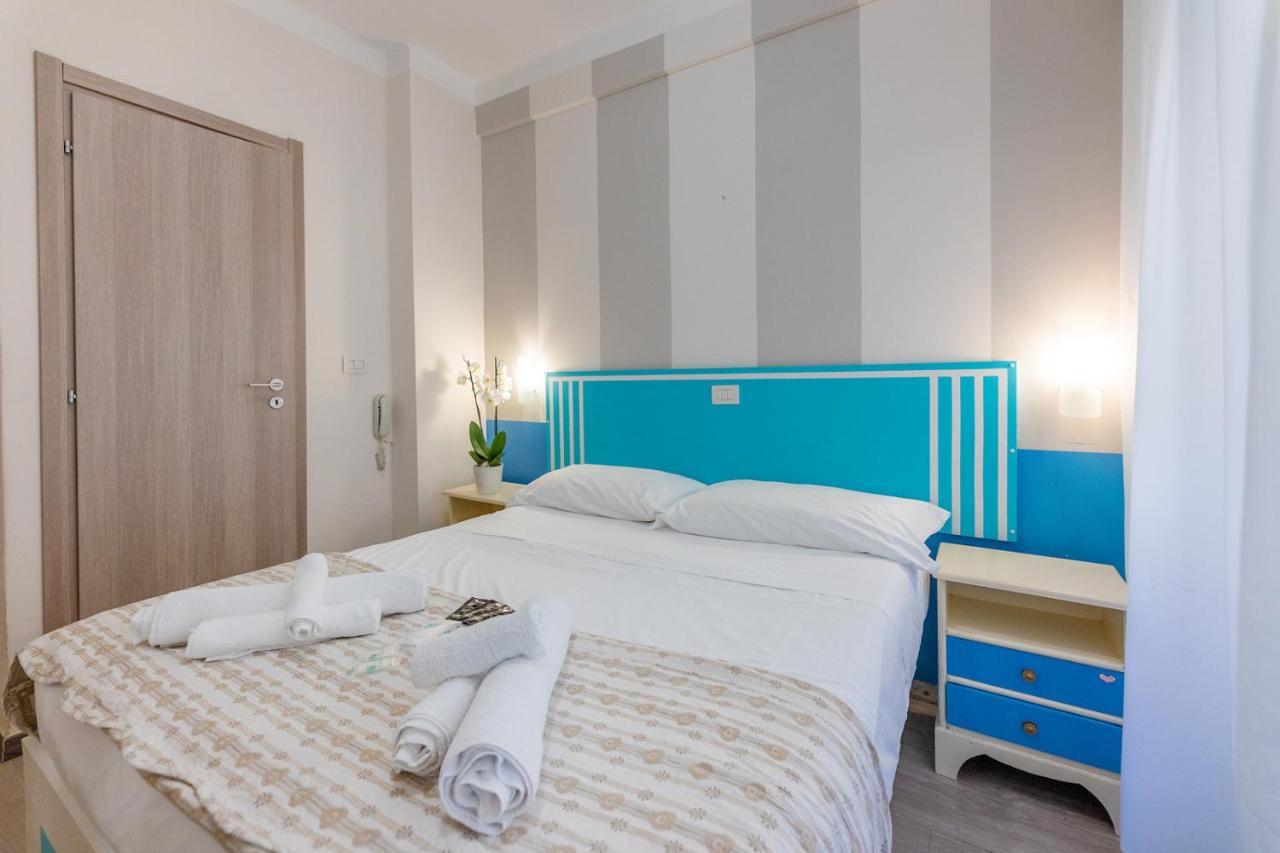 Albergo Oasi Finale Ligure Eksteriør bilde