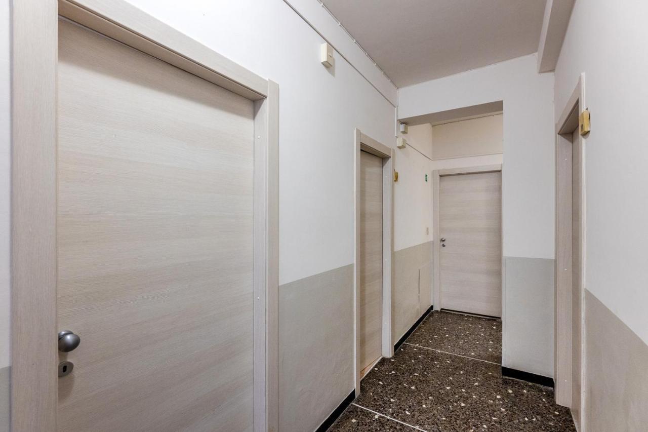 Albergo Oasi Finale Ligure Eksteriør bilde