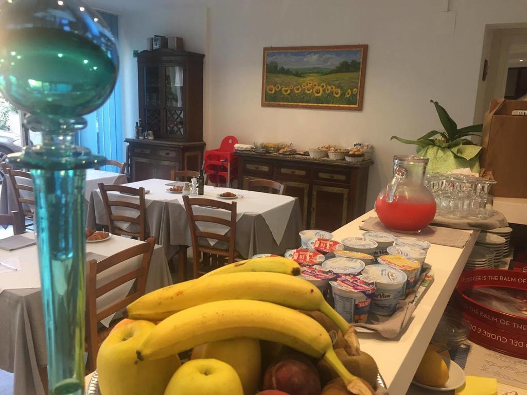 Albergo Oasi Finale Ligure Eksteriør bilde